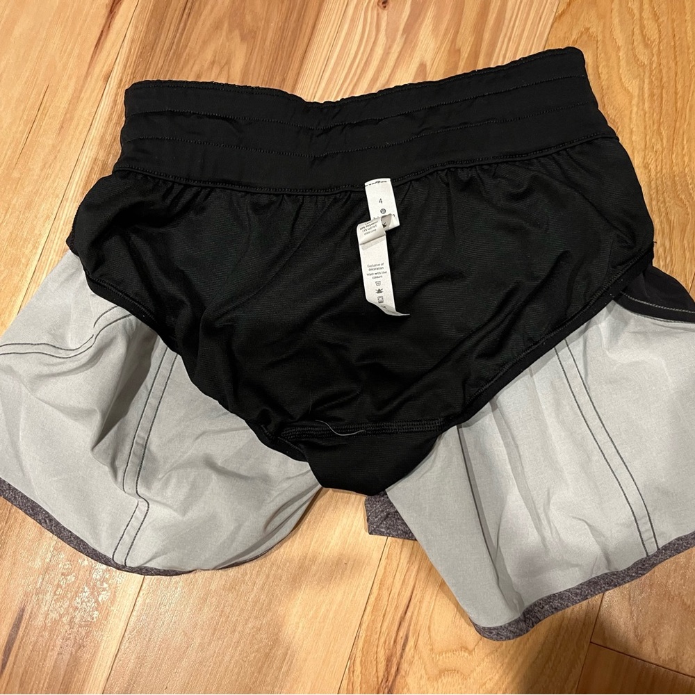 Lululemon Track That High-Rise Lined Short 3” inseam size 4 - Picture 9 of 10